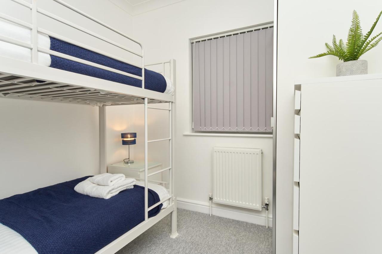Beautiful 3 Bed Apartment In Bonchurch - Nr Ventnor - Large Outside Terrace & Parking - Dog Friendly - The Perfect Choice For Couples, Friends, Families - 5 Mins To Beach Ngoại thất bức ảnh